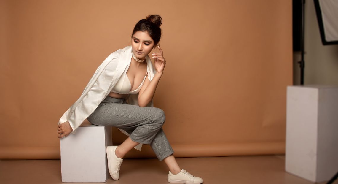 Escort Service Connaught Place
